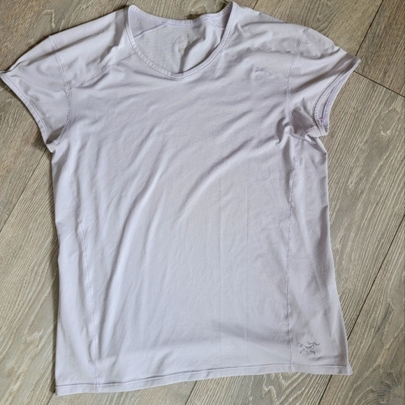 Arc'teryx T-Shirt - Picture 1 of 5